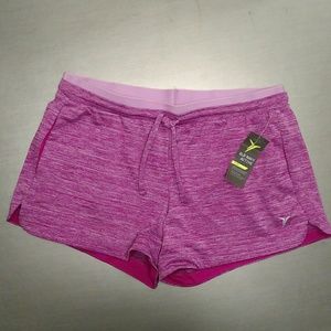 NWT Go-Dry shorts with pockets
